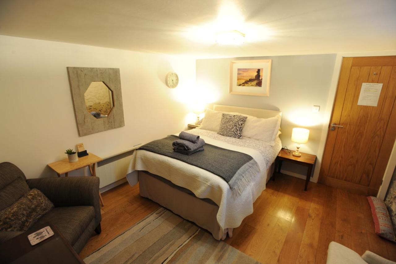 Rose Farm Bed and Breakfast Honiton Exteriör bild