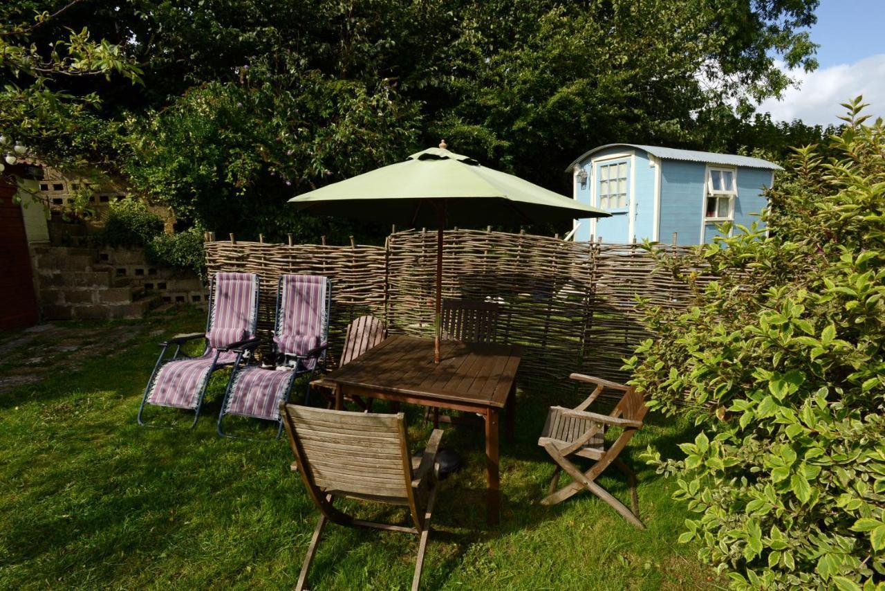 Rose Farm Bed and Breakfast Honiton Exteriör bild