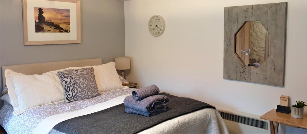 Rose Farm Bed and Breakfast Honiton Exteriör bild