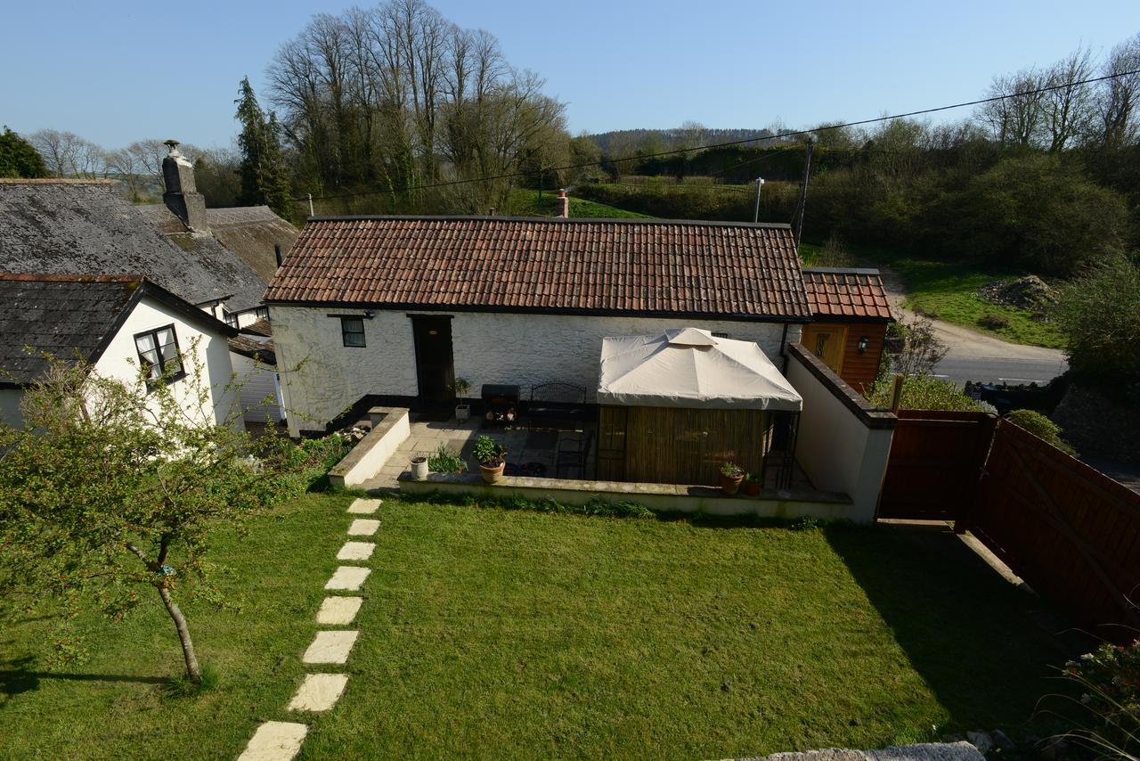Rose Farm Bed and Breakfast Honiton Exteriör bild